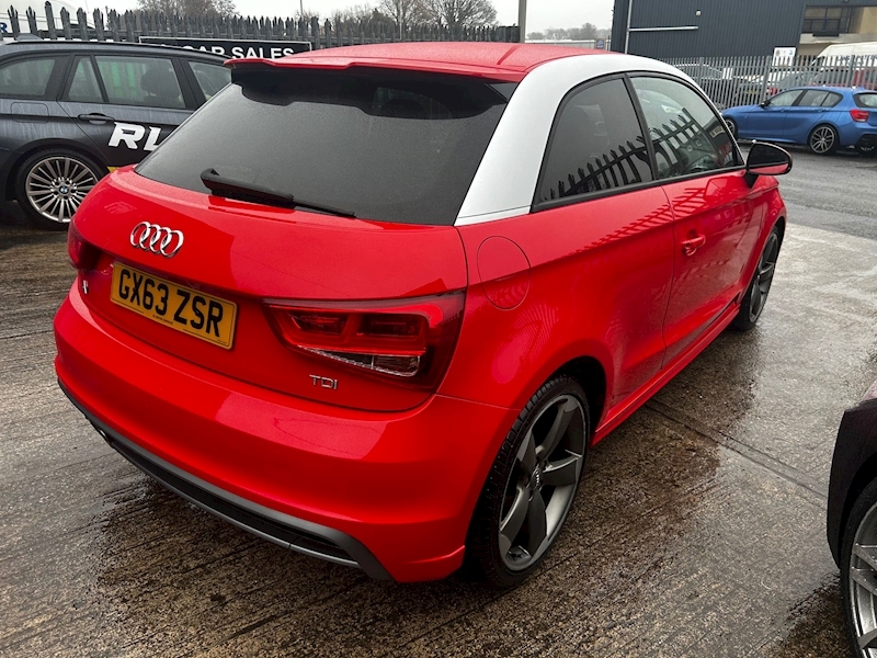 Audi 2.0 TDI Black Edition Hatchback 3dr Diesel Manual (108 g/km, 140 bhp)