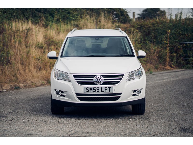 Volkswagen 2.0 TDI Sport SUV 5dr Diesel Manual 4WD Euro 5 (140 ps)