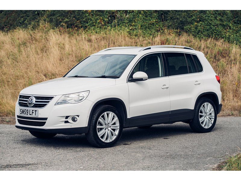 Volkswagen 2.0 TDI Sport SUV 5dr Diesel Manual 4WD Euro 5 (140 ps)
