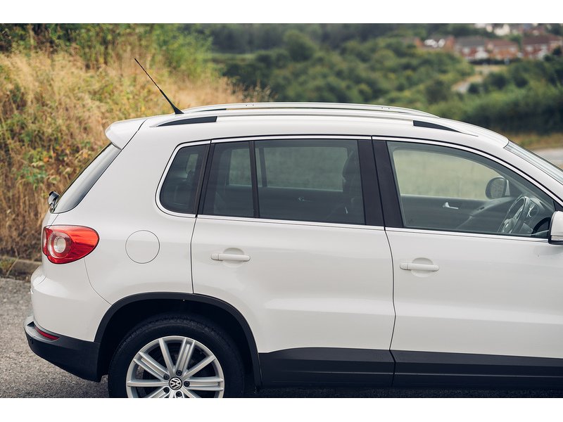 Volkswagen 2.0 TDI Sport SUV 5dr Diesel Manual 4WD Euro 5 (140 ps)