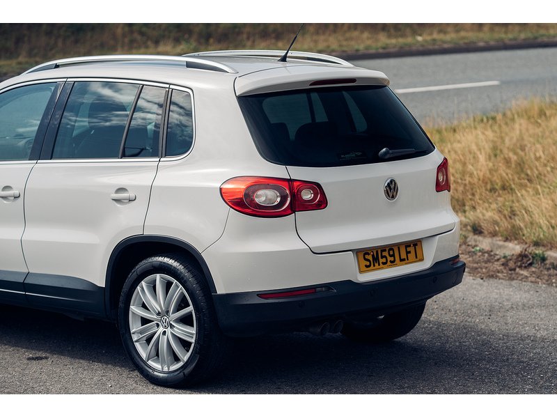 Volkswagen 2.0 TDI Sport SUV 5dr Diesel Manual 4WD Euro 5 (140 ps)