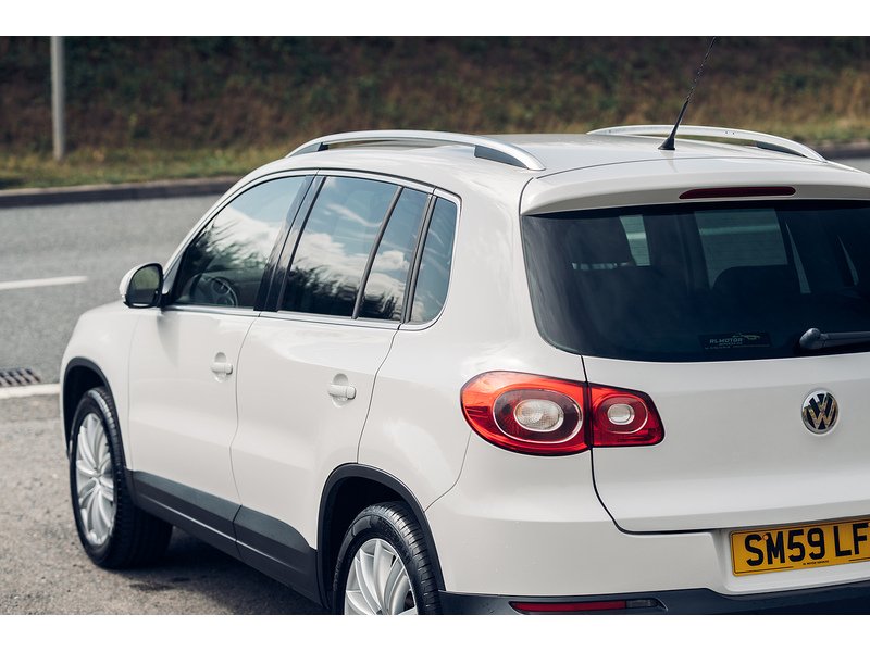 Volkswagen 2.0 TDI Sport SUV 5dr Diesel Manual 4WD Euro 5 (140 ps)