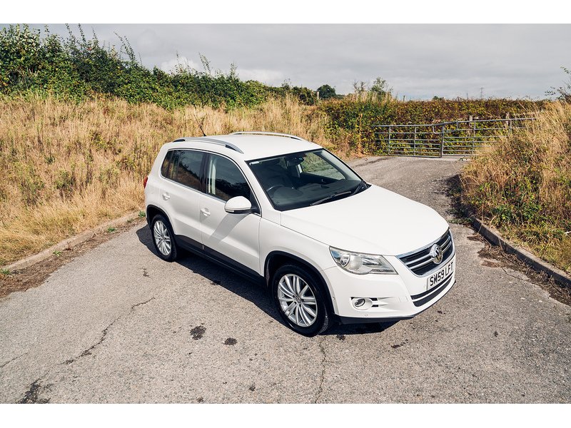 Volkswagen 2.0 TDI Sport SUV 5dr Diesel Manual 4WD Euro 5 (140 ps)