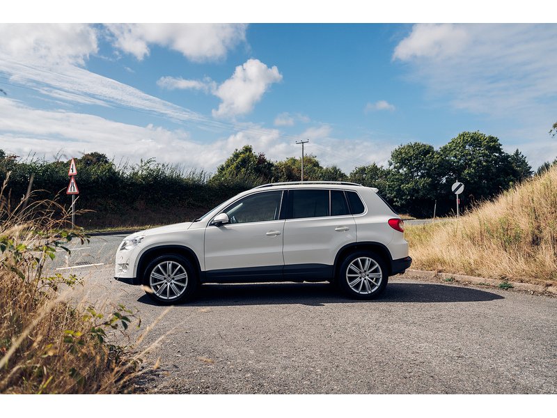 Volkswagen 2.0 TDI Sport SUV 5dr Diesel Manual 4WD Euro 5 (140 ps)