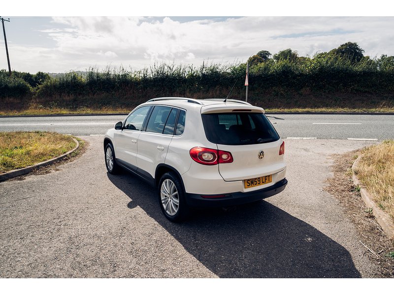 Volkswagen 2.0 TDI Sport SUV 5dr Diesel Manual 4WD Euro 5 (140 ps)