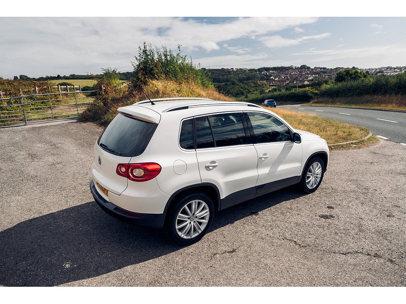 Volkswagen 2.0 TDI Sport SUV 5dr Diesel Manual 4WD Euro 5 (140 ps)