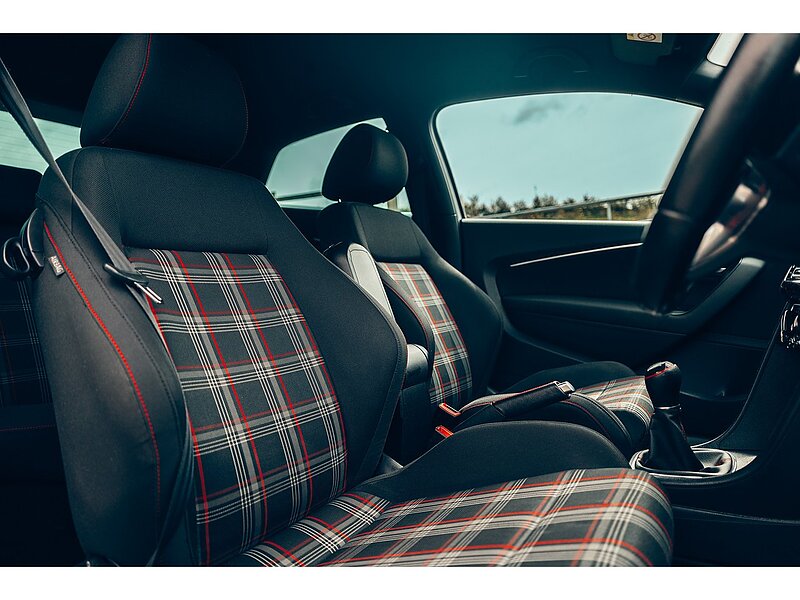 Volkswagen 1.8 TSI BlueMotion Tech GTI Hatchback 3dr Petrol Manual Euro 6 (s/s) (192 ps)