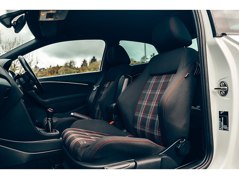 Volkswagen 1.8 TSI BlueMotion Tech GTI Hatchback 3dr Petrol Manual Euro 6 (s/s) (192 ps)