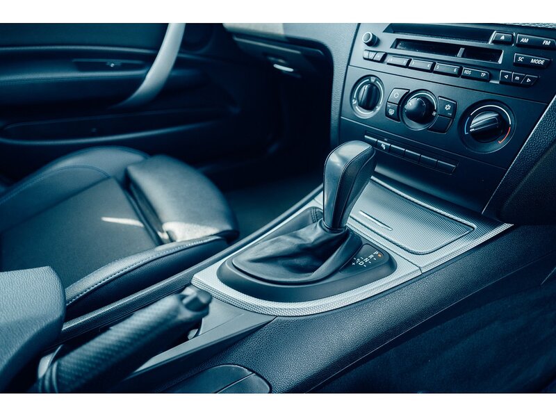 BMW 2.0 118d Performance Edition Hatchback 5dr Diesel Steptronic Euro 5 (143 ps)