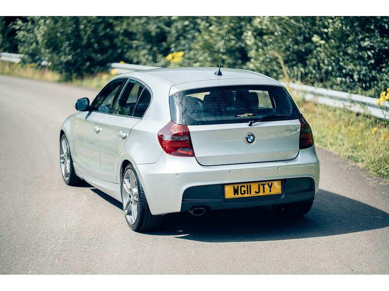 BMW 2.0 118d Performance Edition Hatchback 5dr Diesel Steptronic Euro 5 (143 ps)