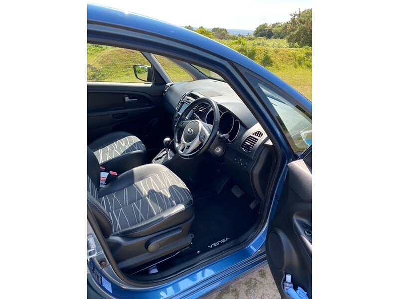 Kia 1.6 3 MPV 5dr Petrol Auto Euro 5 (Sat Nav) (123 bhp)