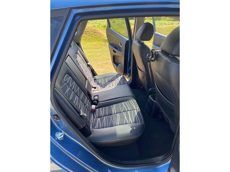 Kia 1.6 3 MPV 5dr Petrol Auto Euro 5 (Sat Nav) (123 bhp)