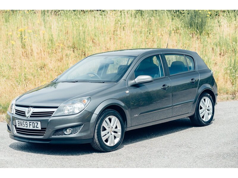 Vauxhall 1.4i 16v SXi Hatchback 5dr Petrol Manual (146 g/km, 89 bhp)