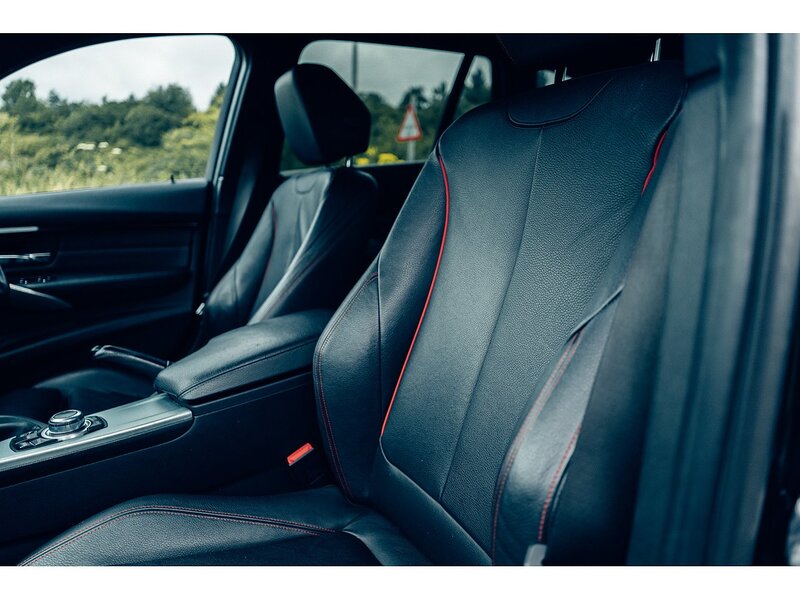 BMW 2.0 318d Sport Touring 5dr Diesel Manual Euro 6 (s/s) (150 ps)