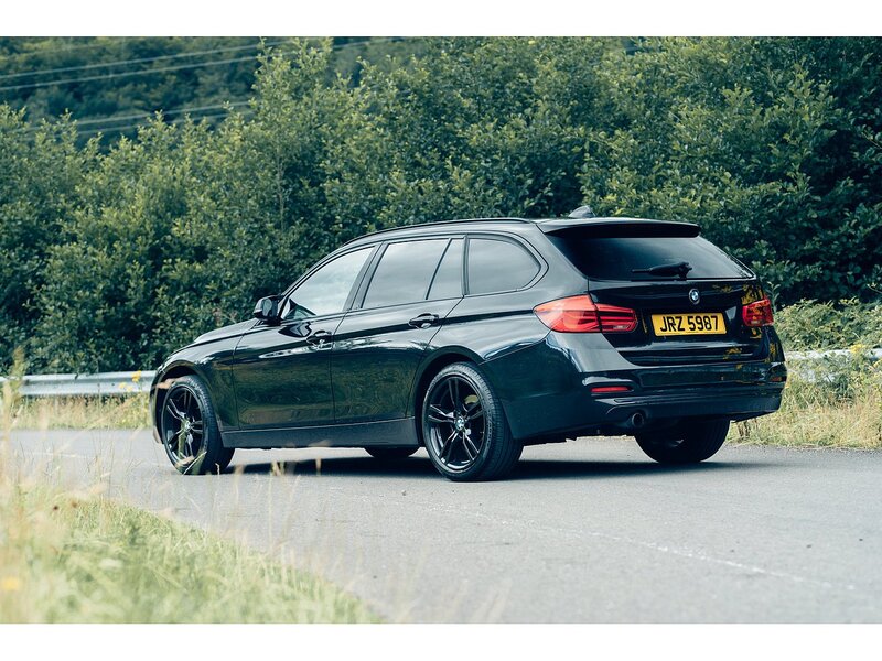 BMW 2.0 318d Sport Touring 5dr Diesel Manual Euro 6 (s/s) (150 ps)