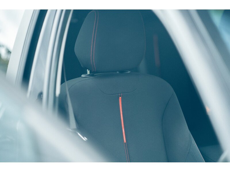 BMW 2.0 118d Sport Hatchback 5dr Diesel Manual Euro 5 (s/s) (143 ps)