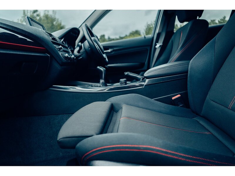 BMW 2.0 118d Sport Hatchback 5dr Diesel Manual Euro 5 (s/s) (143 ps)