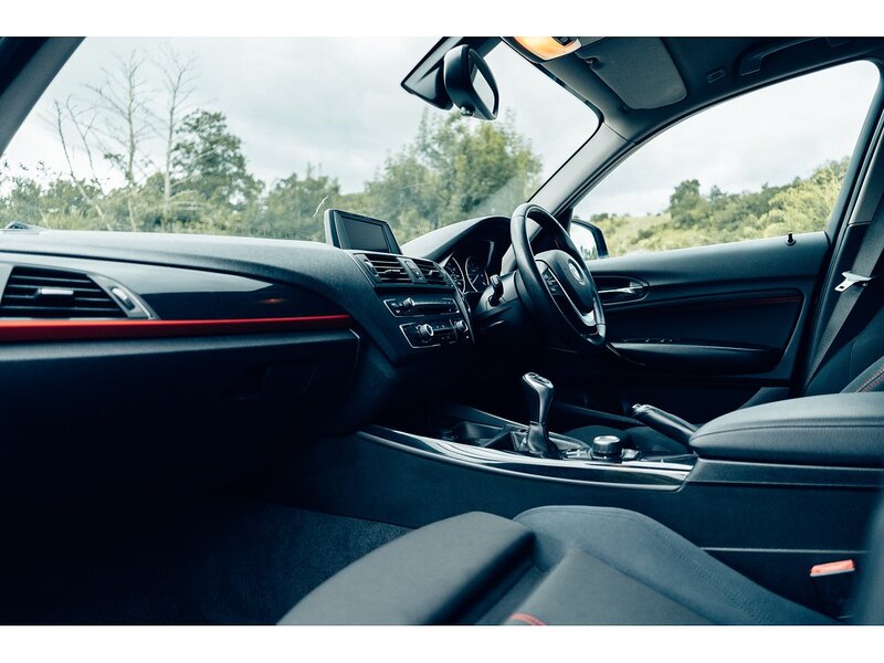 BMW 2.0 118d Sport Hatchback 5dr Diesel Manual Euro 5 (s/s) (143 ps)