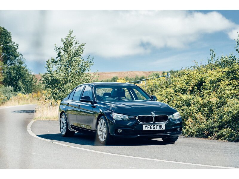BMW 2.0 320d ED Plus Saloon 4dr Diesel Manual Euro 6 (s/s) (163 ps)