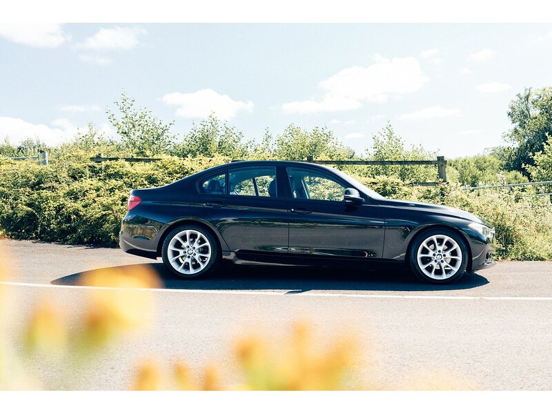 BMW 2.0 320d ED Plus Saloon 4dr Diesel Manual Euro 6 (s/s) (163 ps)