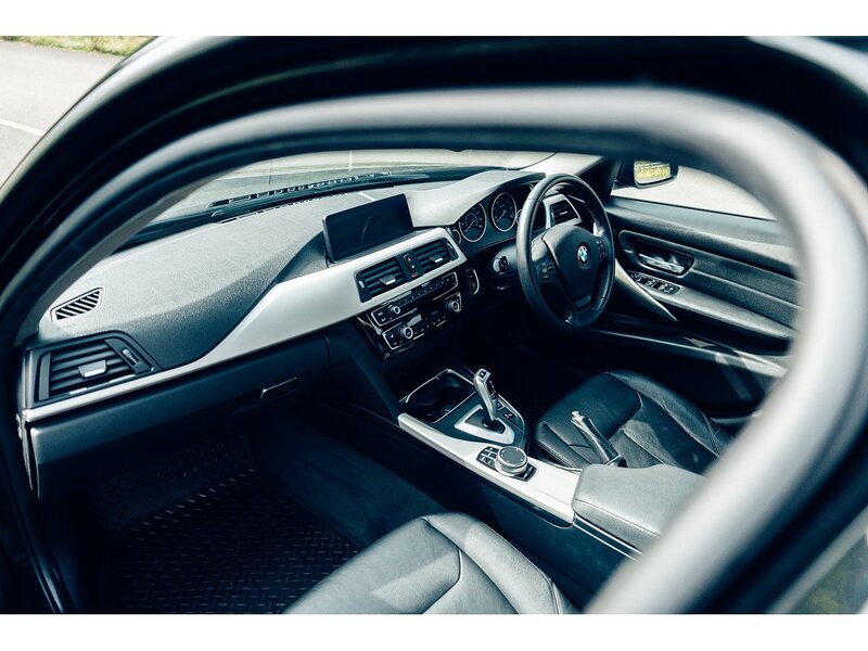 BMW 2.0 320d ED Plus Touring 5dr Diesel Auto Euro 6 (s/s) (163 ps)