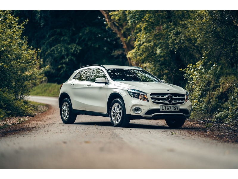 Mercedes-Benz 2.1 GLA200d SE (Executive) SUV 5dr Diesel 7G-DCT Euro 6 (s/s) (136 ps)