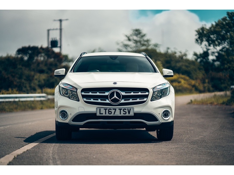 Mercedes-Benz 2.1 GLA200d SE (Executive) SUV 5dr Diesel 7G-DCT Euro 6 (s/s) (136 ps)