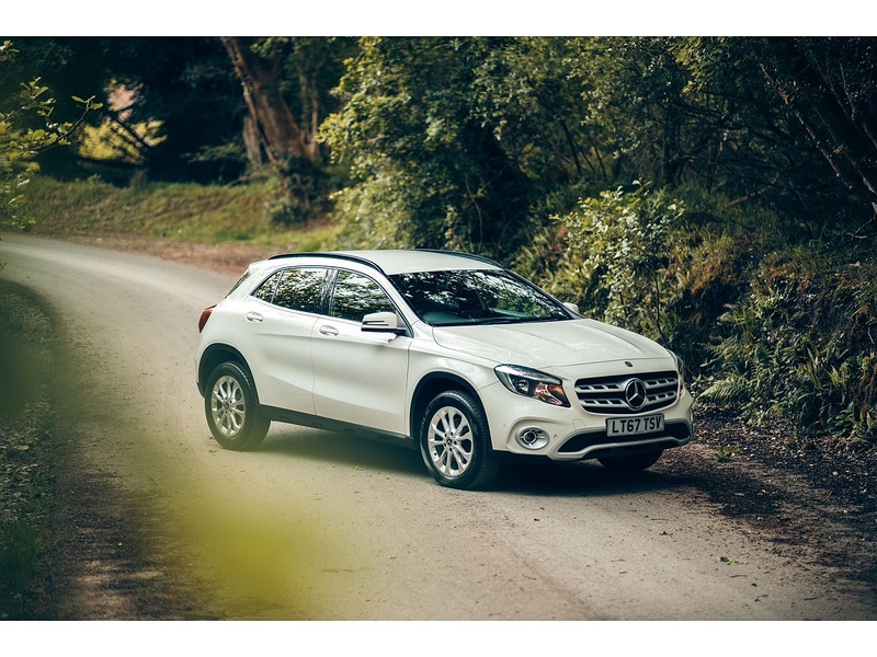 Mercedes-Benz 2.1 GLA200d SE (Executive) SUV 5dr Diesel 7G-DCT Euro 6 (s/s) (136 ps)