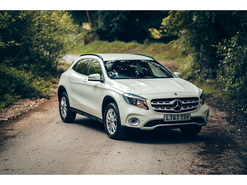 Mercedes-Benz 2.1 GLA200d SE (Executive) SUV 5dr Diesel 7G-DCT Euro 6 (s/s) (136 ps)