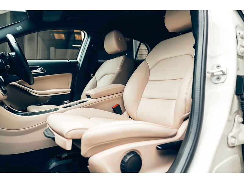 Mercedes-Benz 2.1 GLA200d SE (Executive) SUV 5dr Diesel 7G-DCT Euro 6 (s/s) (136 ps)