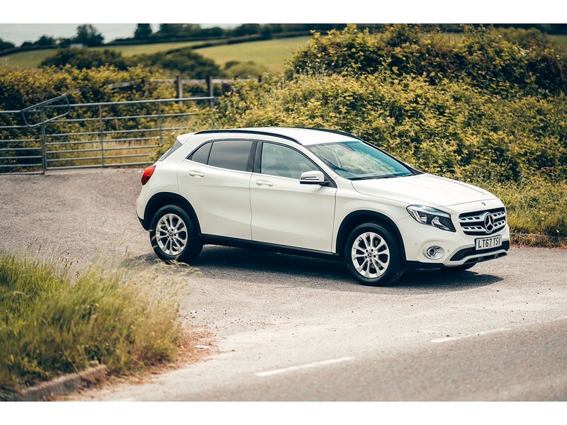 Mercedes-Benz 2.1 GLA200d SE (Executive) SUV 5dr Diesel 7G-DCT Euro 6 (s/s) (136 ps)