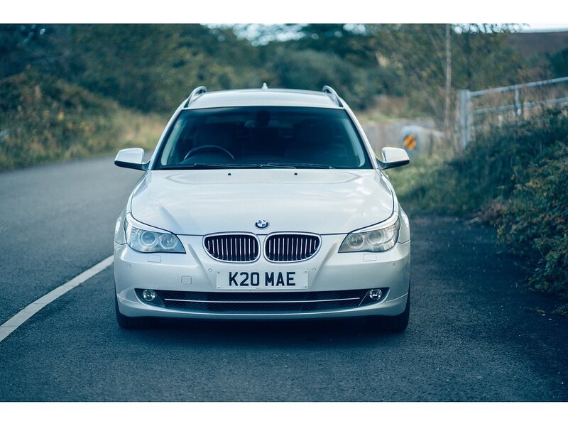 BMW 3.0 525d SE Business Edition Touring 5dr Diesel Steptronic Euro 4 (197 ps)