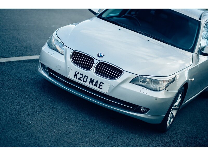 BMW 3.0 525d SE Business Edition Touring 5dr Diesel Steptronic Euro 4 (197 ps)