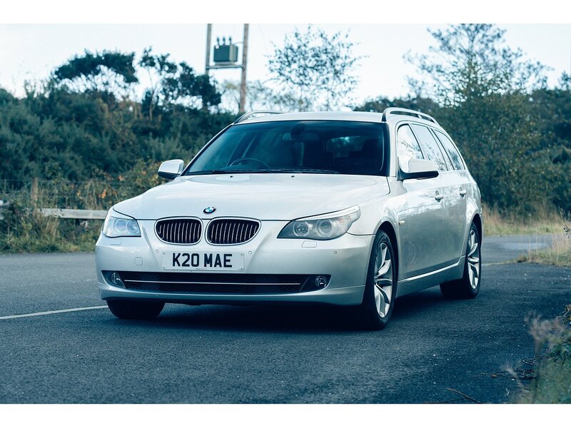 BMW 3.0 525d SE Business Edition Touring 5dr Diesel Steptronic Euro 4 (197 ps)