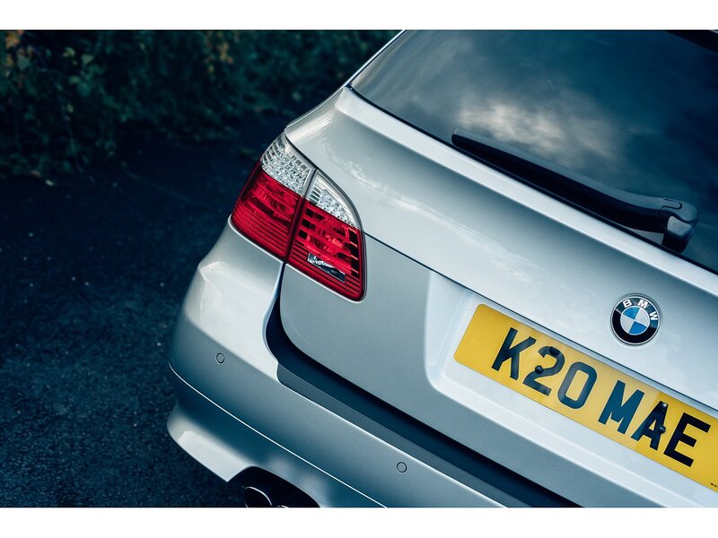 BMW 3.0 525d SE Business Edition Touring 5dr Diesel Steptronic Euro 4 (197 ps)