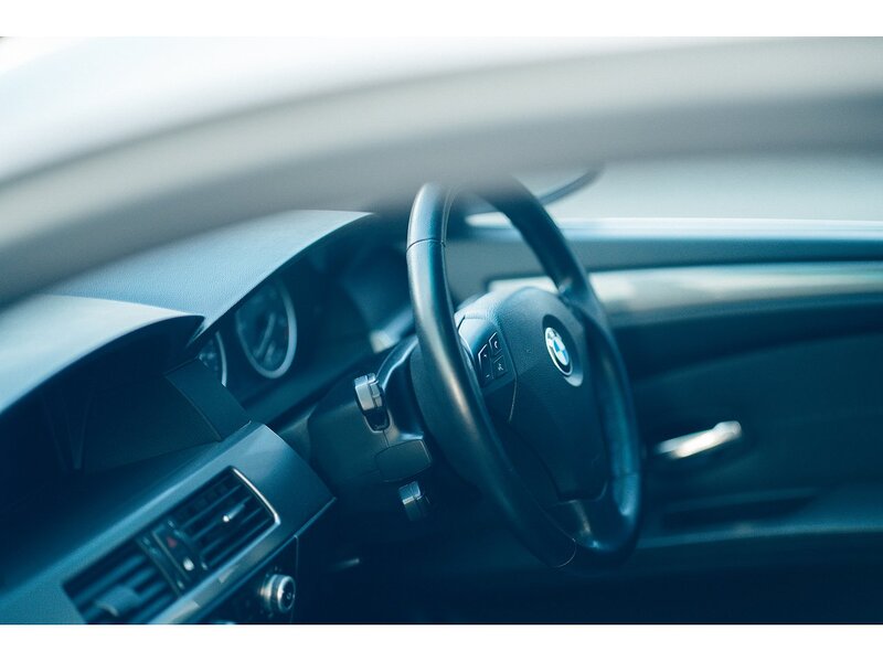 BMW 3.0 525d SE Business Edition Touring 5dr Diesel Steptronic Euro 4 (197 ps)