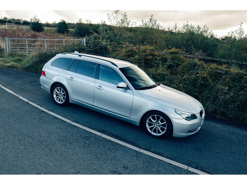 BMW 3.0 525d SE Business Edition Touring 5dr Diesel Steptronic Euro 4 (197 ps)