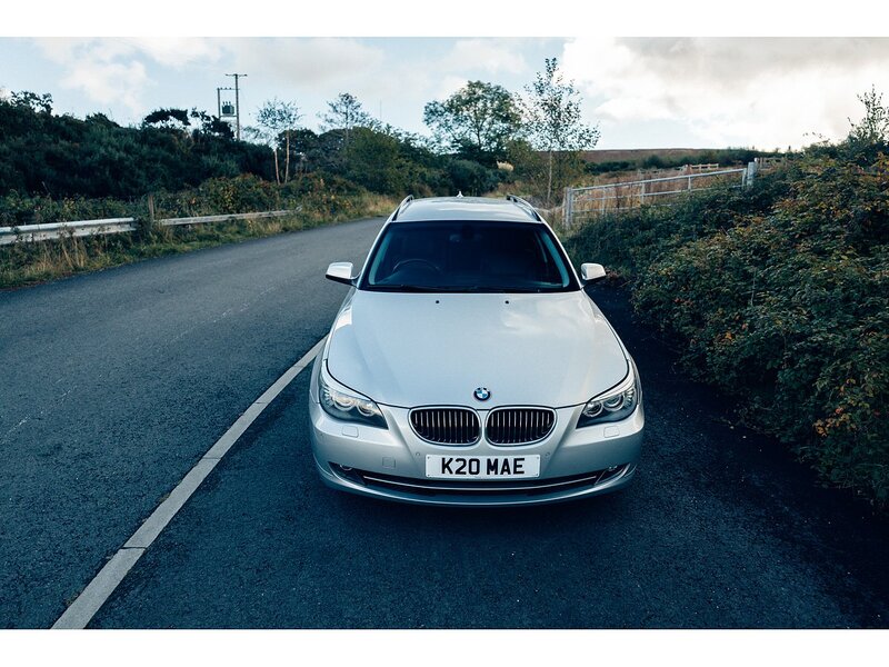 BMW 3.0 525d SE Business Edition Touring 5dr Diesel Steptronic Euro 4 (197 ps)