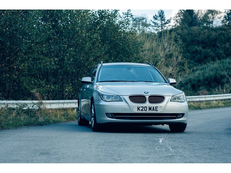 BMW 3.0 525d SE Business Edition Touring 5dr Diesel Steptronic Euro 4 (197 ps)