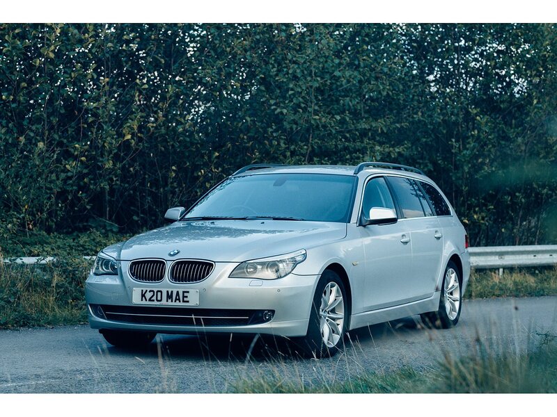 BMW 3.0 525d SE Business Edition Touring 5dr Diesel Steptronic Euro 4 (197 ps)