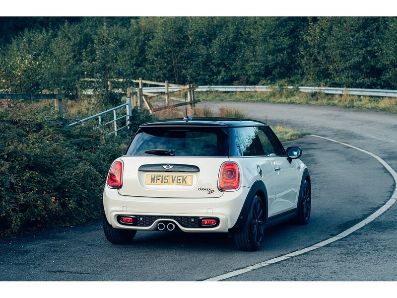 MINI 2.0 Cooper SD Hatchback 3dr Diesel Manual Euro 6 (s/s) (170 ps)