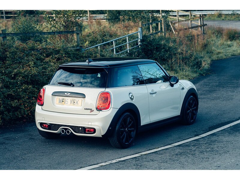 MINI 2.0 Cooper SD Hatchback 3dr Diesel Manual Euro 6 (s/s) (170 ps)