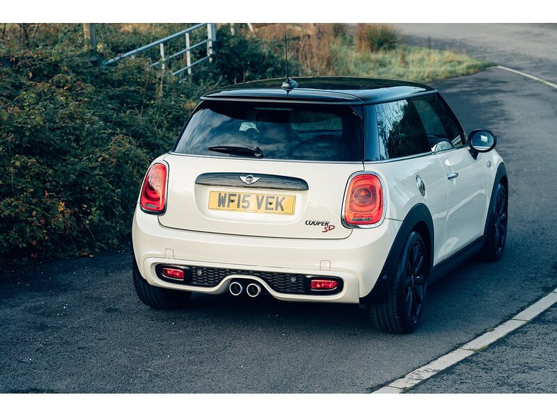 MINI 2.0 Cooper SD Hatchback 3dr Diesel Manual Euro 6 (s/s) (170 ps)