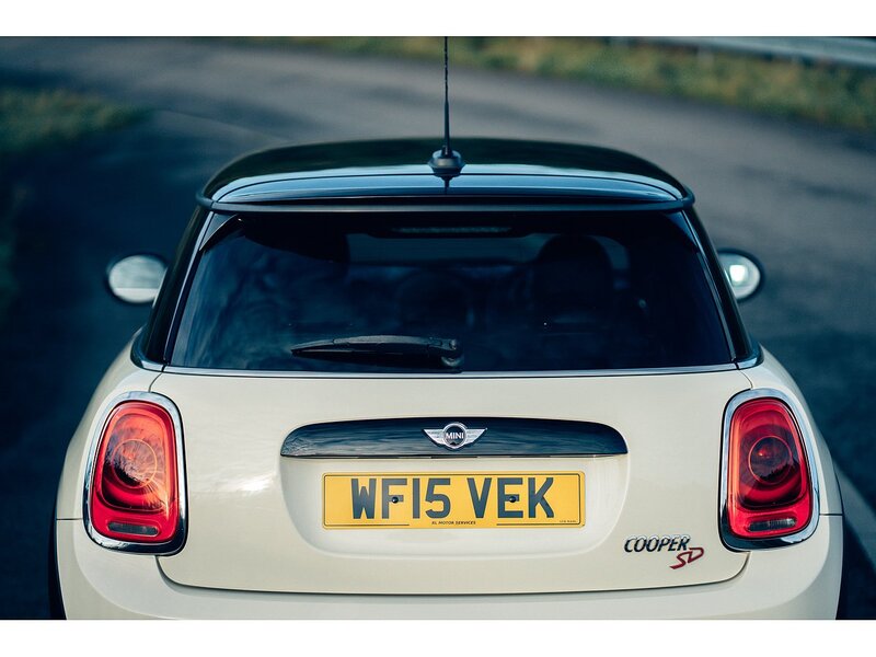 MINI 2.0 Cooper SD Hatchback 3dr Diesel Manual Euro 6 (s/s) (170 ps)