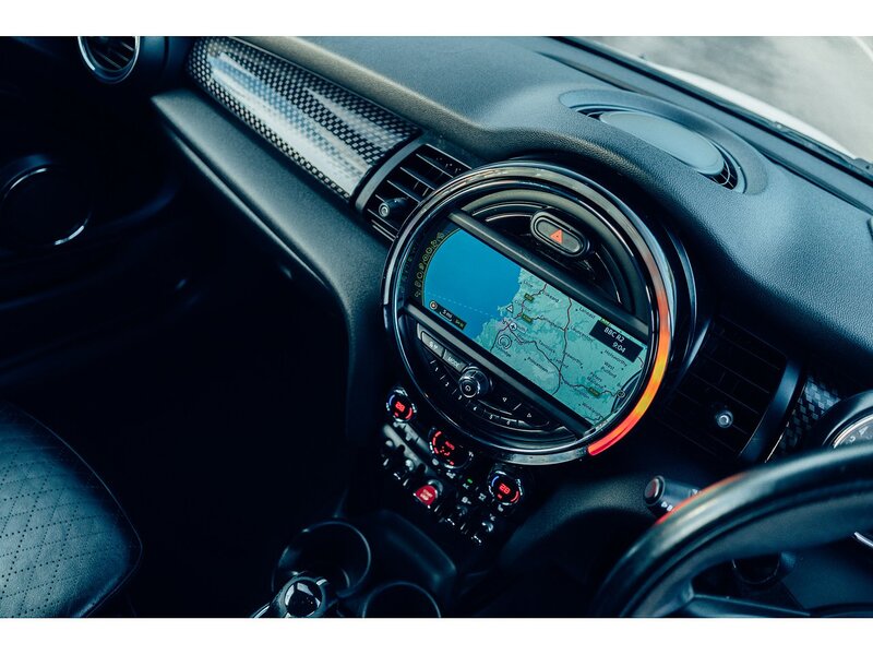 MINI 2.0 Cooper SD Hatchback 3dr Diesel Manual Euro 6 (s/s) (170 ps)