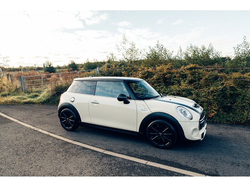 MINI 2.0 Cooper SD Hatchback 3dr Diesel Manual Euro 6 (s/s) (170 ps)