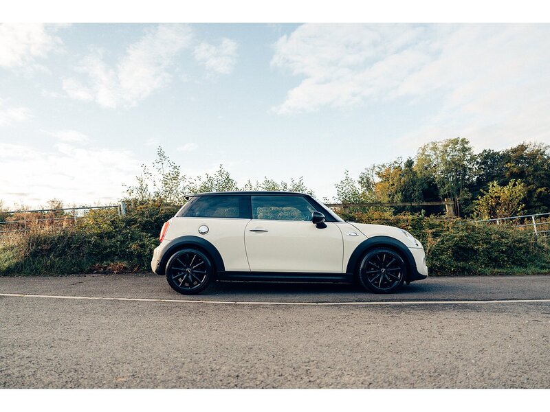 MINI 2.0 Cooper SD Hatchback 3dr Diesel Manual Euro 6 (s/s) (170 ps)