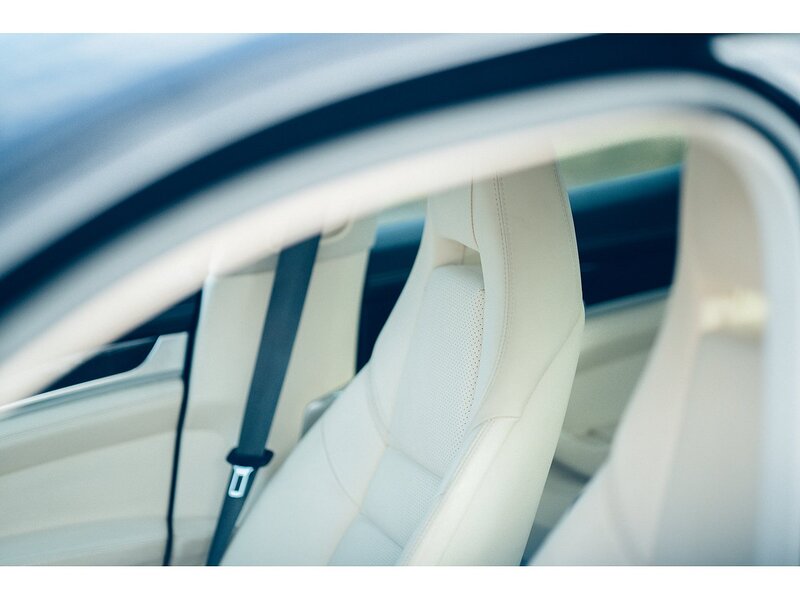 Porsche 3.0D V6 Hatchback 5dr Diesel TiptronicS Euro 5 (s/s) (300 ps)