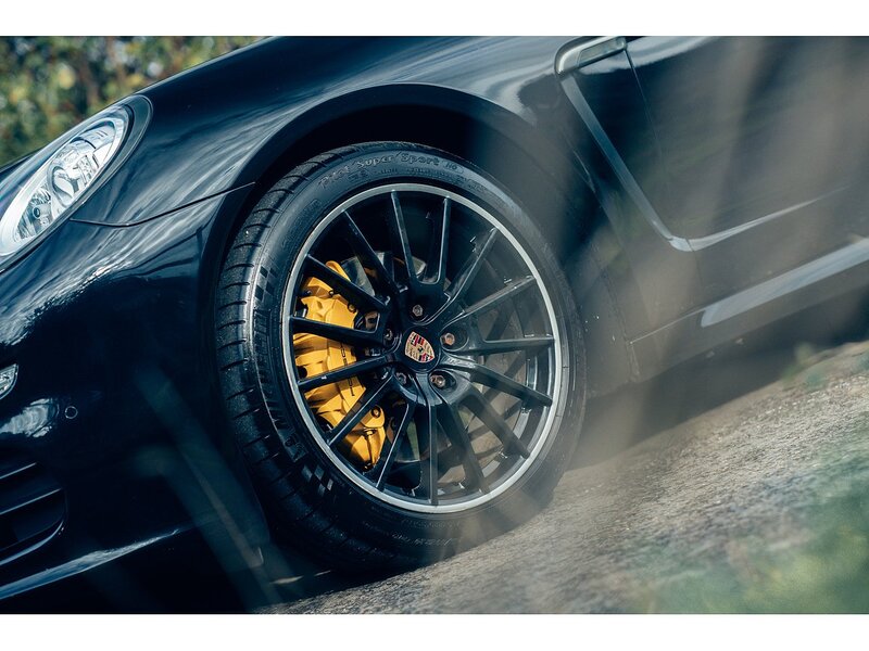 Porsche 3.0D V6 Hatchback 5dr Diesel TiptronicS Euro 5 (s/s) (300 ps)