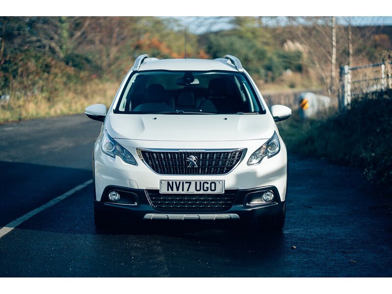 Peugeot 1.2 PureTech Allure SUV 5dr Petrol Manual Euro 6 (s/s) (130 ps)